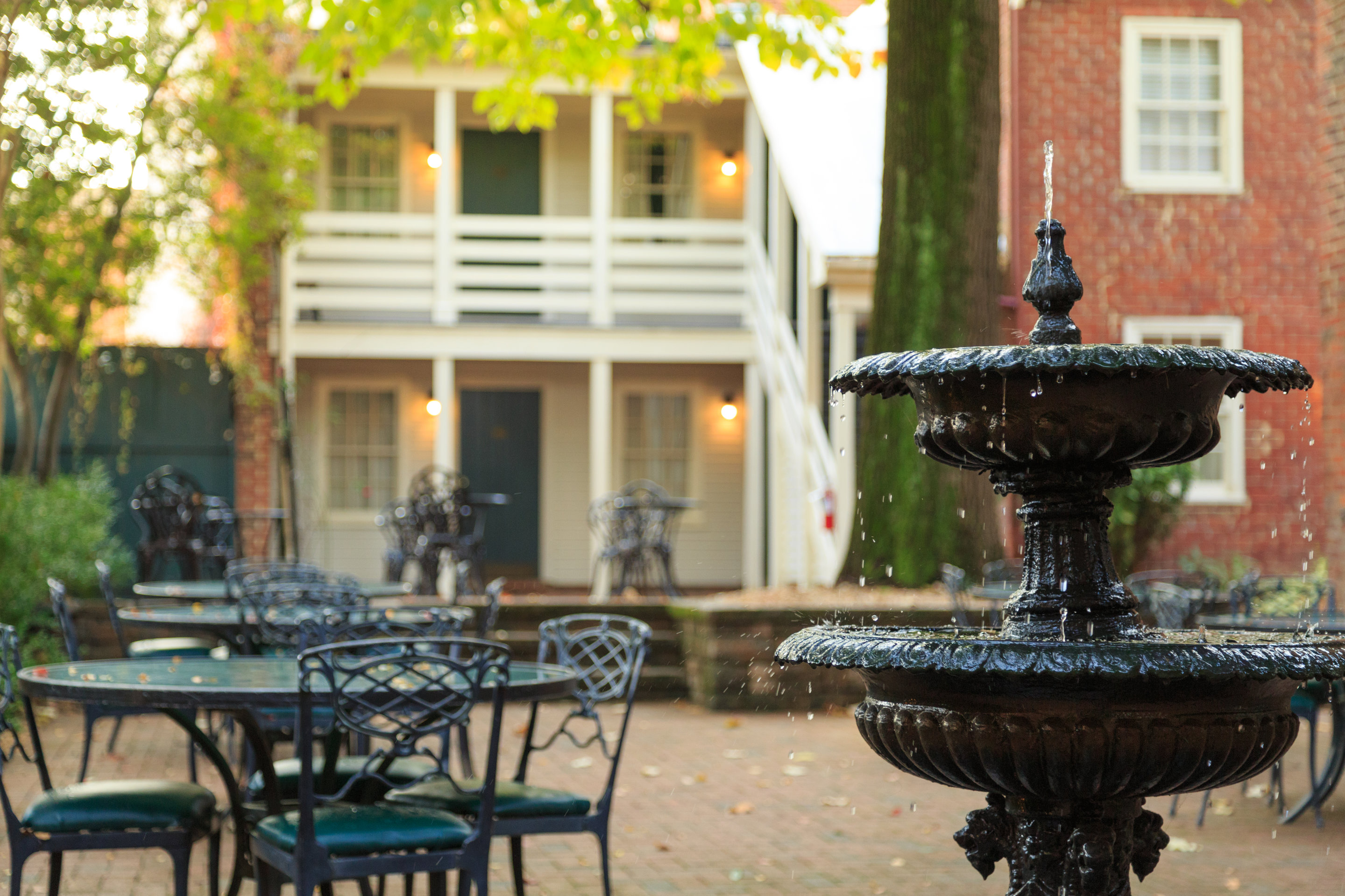 Linden Row Inn Downtown Richmond Boutique Hotel